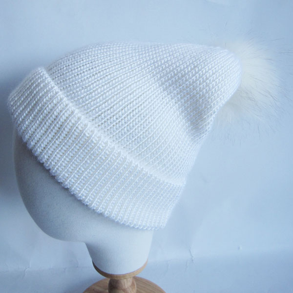 acrylic hat with fake fur pompom