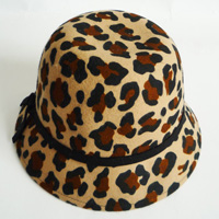 leopard printing hat