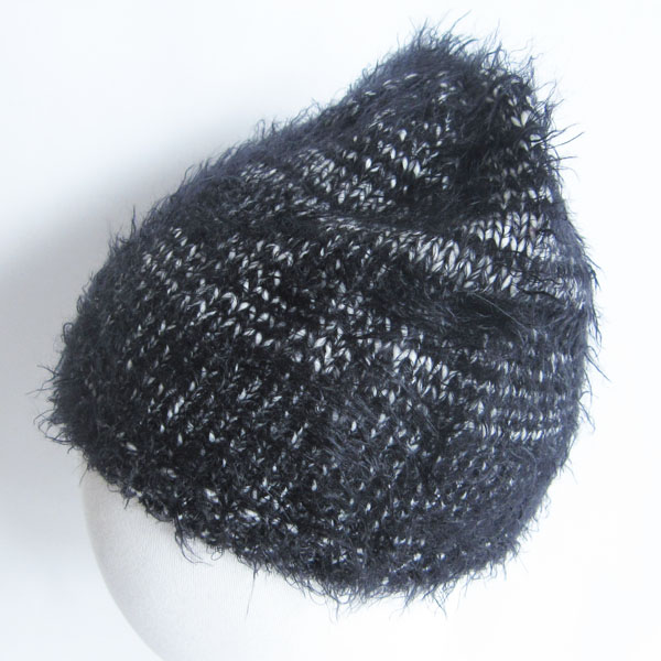 feather yarn hat