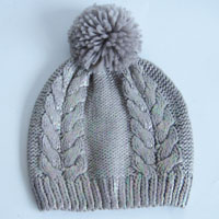 foil printed chunky cable hat with pompom