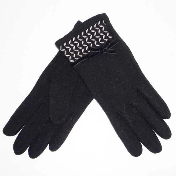 1/2/7 glove with emb cuff