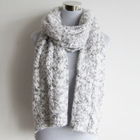 feather yarn scarf