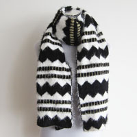 feather yarn scarf with lurex