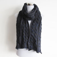 chunky acrylic cable scarf