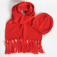 chunky acrylic scarf and hat set