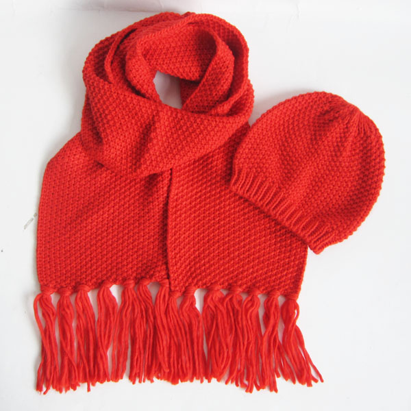 chunky acrylic scarf and hat set
