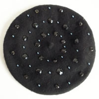 wool beret with stone