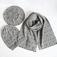 acrylic scarf and hat set with beads