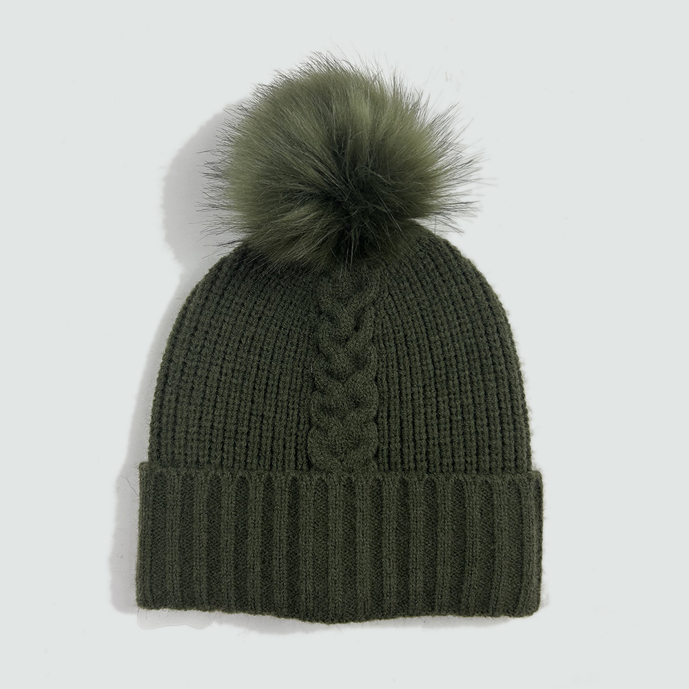 knitted beanie with pompom