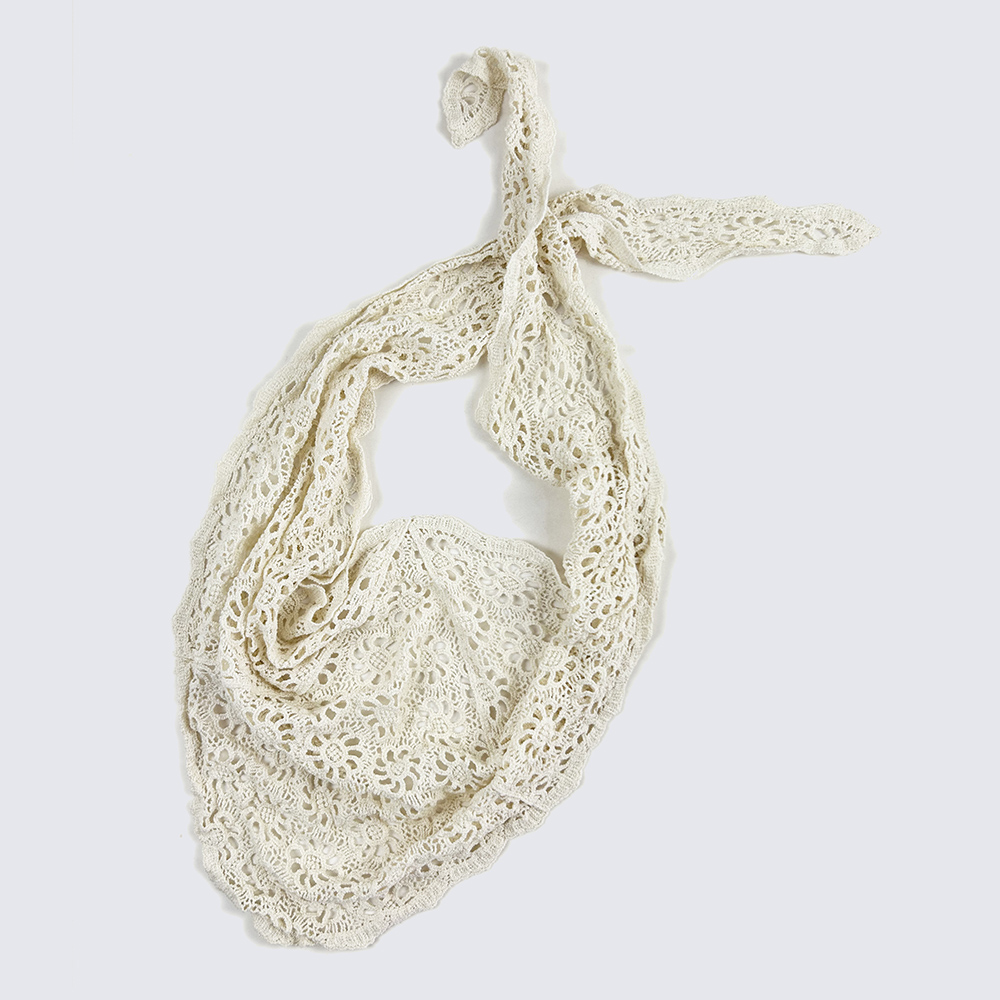 lace neckerchief