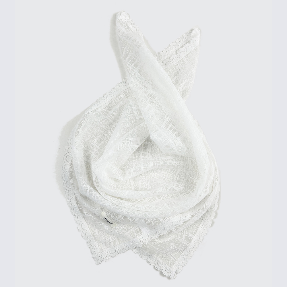 lace neckerchief